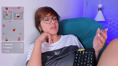 Tsuki_Maru webcam model stream image