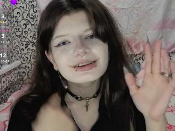 FrirenLovv webcam model stream image