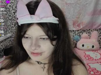 FrirenLovv webcam model stream image