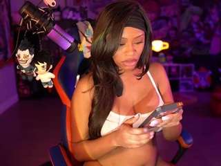 lovenzia webcam model stream image