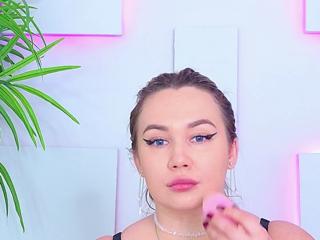 Lola Swanson flirt4free stream image, 19.05.2025 11:00
