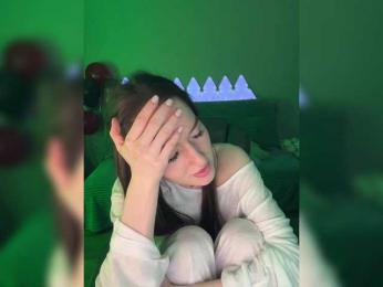 whiteTEA bongacams stream image