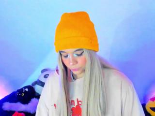 Scarlet Bridge flirt4free stream image, 21.05.2025 20:40