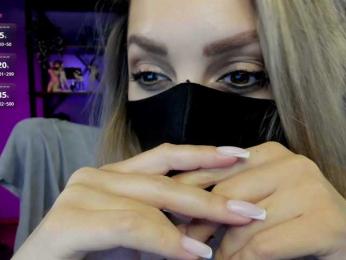Careful_i_Bite bongacams stream image, 08.02.2025 21:00