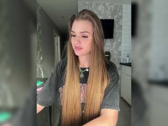 SweetyMia bongacams stream image, 23.05.2025 11:10