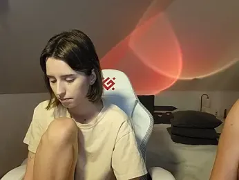 -Yummybabes- stripchat stream image, 23.05.2025 15:30