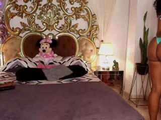 vannesahills camsoda stream image