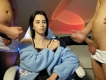 -Yummybabes- stripchat stream image, 27.05.2025 15:20