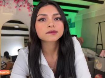 sweet_littleee chaturbate stream image