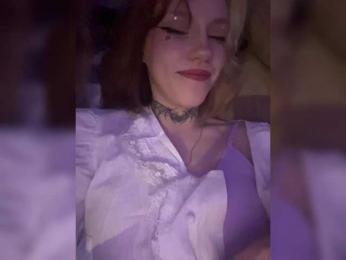 Molly-and-Ewa bongacams stream image, 29.05.2025 16:10