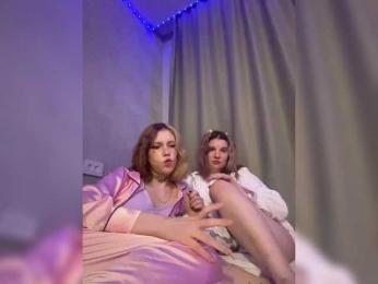 Molly-and-Ewa bongacams stream image, 29.05.2025 16:10