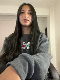 aly_golden_ stripchat stream image, 30.05.2025 06:30