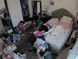 voyeurcam-hornyhostel-02 camsoda stream image