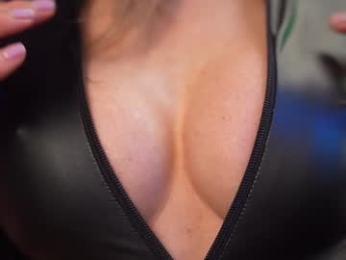 eva_fashionista chaturbate stream image