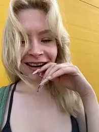 Cum_girlss stripchat stream image