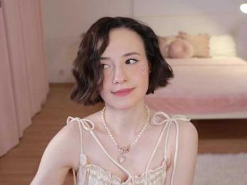MissEssie bongacams stream image, 06.06.2025 13:50
