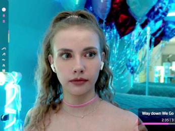 VikkiExtraCheese bongacams stream image