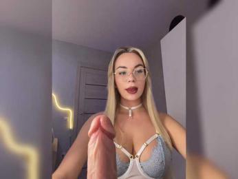 Mila-m bongacams stream image, 10.06.2025 19:20