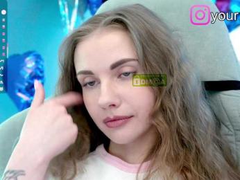 VikkiExtraCheese bongacams stream image