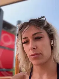 petrouchkaaa_ stripchat stream image