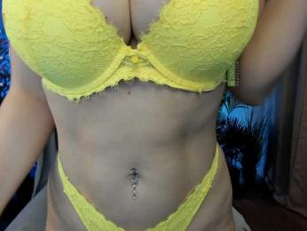 Careful_i_Bite bongacams stream image, 21.06.2025 12:20