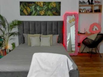 Fancy-t33n bongacams stream image