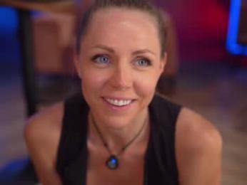 eva_fashionista chaturbate stream image