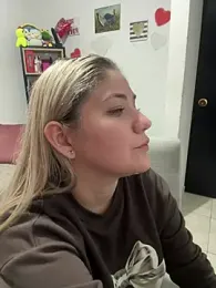Celestedubois stripchat stream image, 24.06.2025 21:40