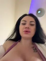 Wet__Bunny stripchat stream image, 26.06.2025 06:30