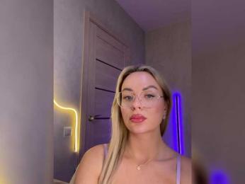 Mila-m bongacams stream image, 26.06.2025 19:00