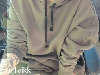 VikkiExtraCheese bongacams stream image