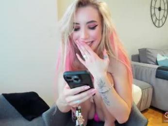 erotic__blondie chaturbate stream image, 30.06.2025 09:20