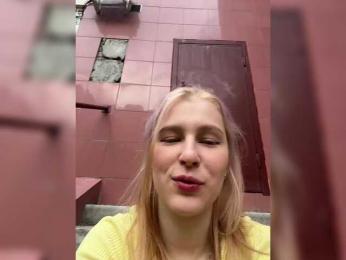 Advaya bongacams stream image