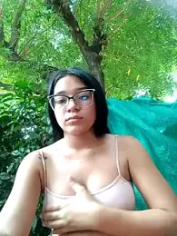 -VICKKY stripchat stream image