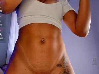 mollyybloom camsoda stream image