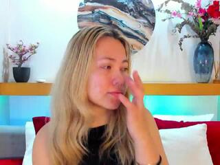 Azura Wave flirt4free stream image, 07.07.2025 11:30
