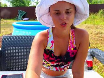 misss-vikki bongacams stream image