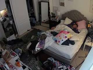 voyeurcam-hornyhostel-02 camsoda stream image