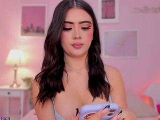 little-natt camsoda stream image