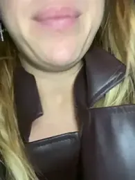 Sweet___Emily stripchat stream image, 12.02.2025 15:20