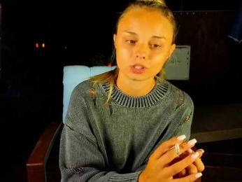 misss-vikki bongacams stream image