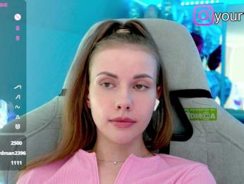VikkiExtraCheese bongacams stream image