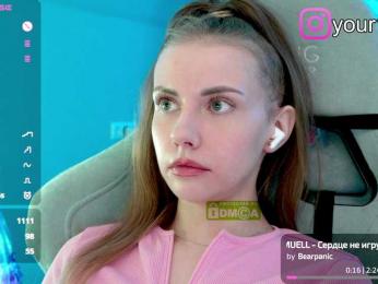 VikkiExtraCheese bongacams stream image