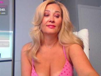 hold-me-tight bongacams stream image