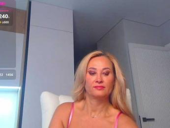 hold-me-tight bongacams stream image