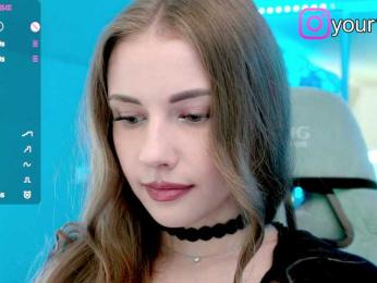 VikkiExtraCheese bongacams stream image