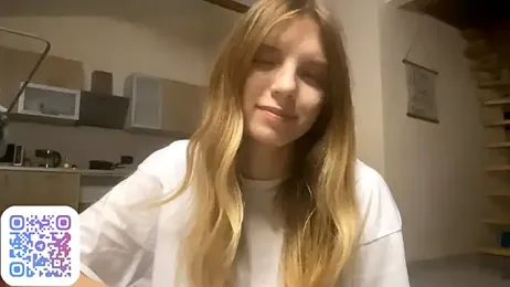 FruityXo stripchat stream image, 04.08.2025 17:00
