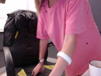 blondalina bongacams stream image, 05.08.2025 13:30
