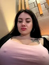 Wet__Bunny stripchat stream image, 07.08.2025 06:30