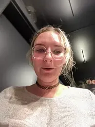 The_Snowwhitee stripchat stream image, 13.02.2025 19:30